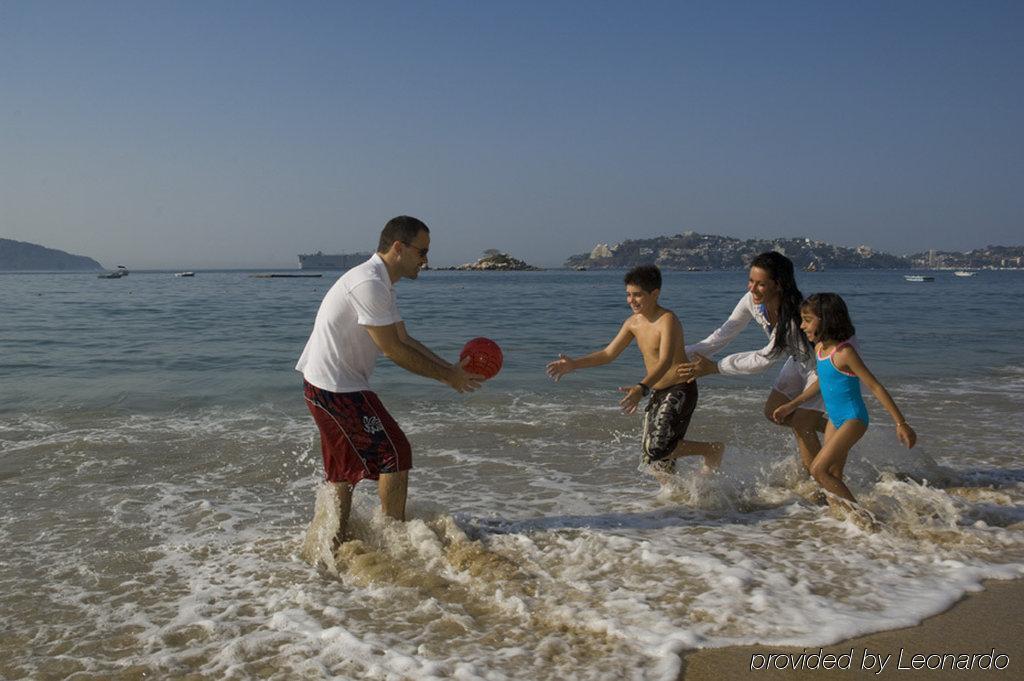 Krystal Beach Acapulco Facilități foto