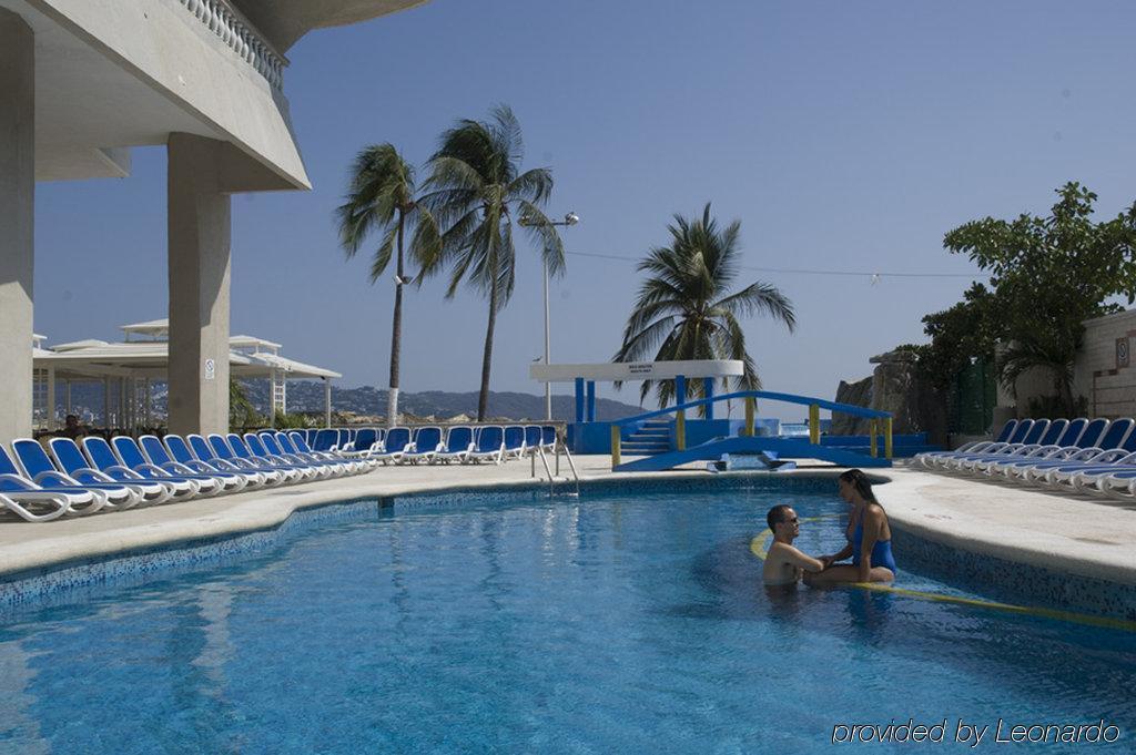 Krystal Beach Acapulco Facilități foto